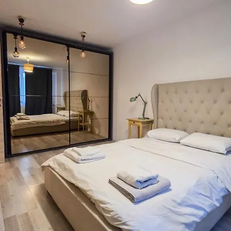 Victory Place Spacious Apartment! Apartment *
