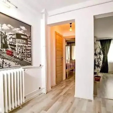 Victory Place Spacious Apartment! Apartment